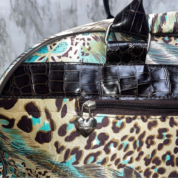 Kathy Van Zeeland Rolling Duffle Bag - Picture 3 of 16